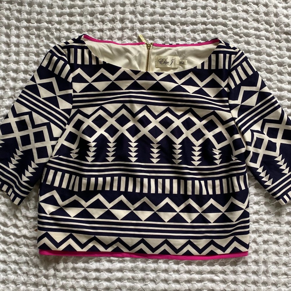 NEW Eliza J Short Sleeve Crop Top Size 8